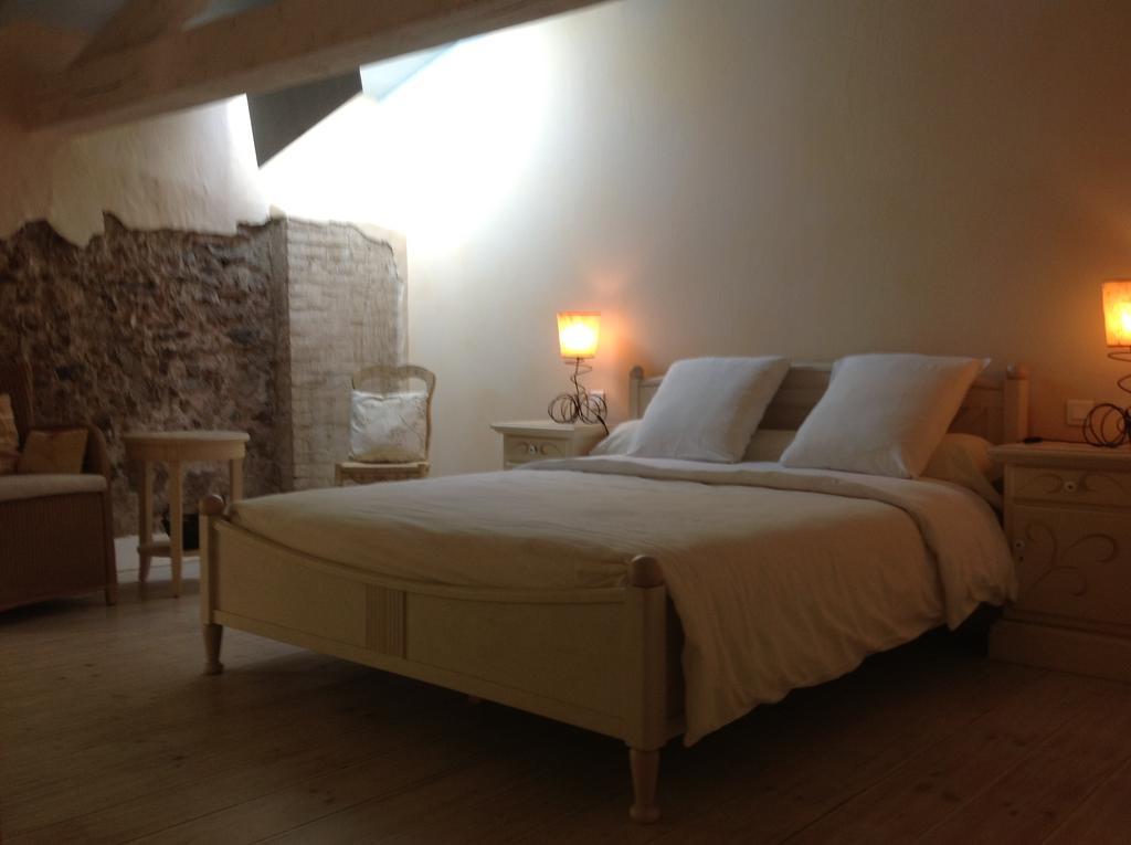 Maison D'Hotes Les Chambres De Mon Moulin Pégomas Quarto foto